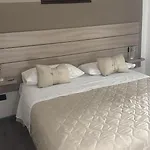 Holiday House Fifteen